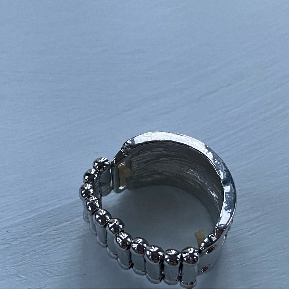 Rhinestone Ring - Picture 6 of 10